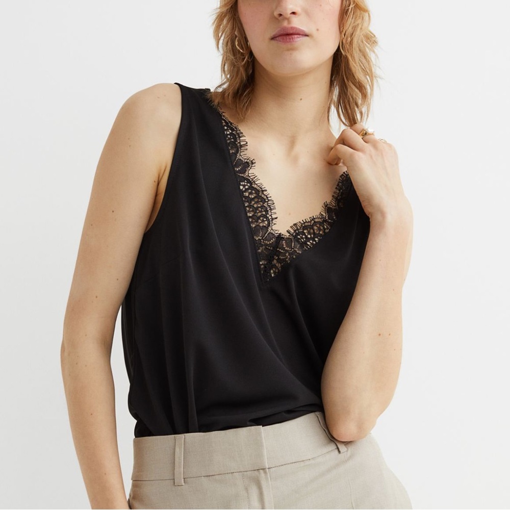V-Neck Lace tank Top